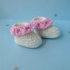 Crochet Newborn Booties