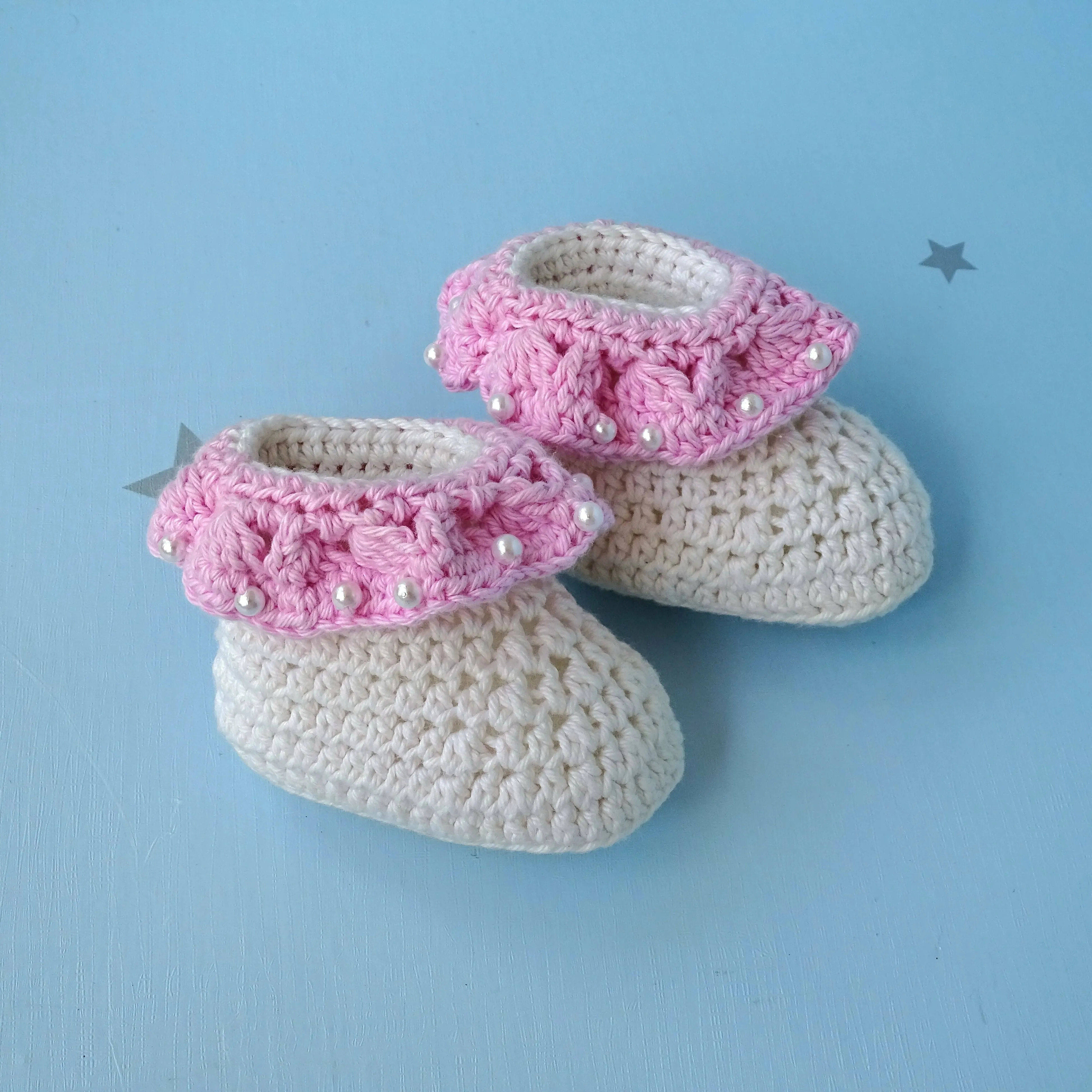 Crochet Newborn Booties