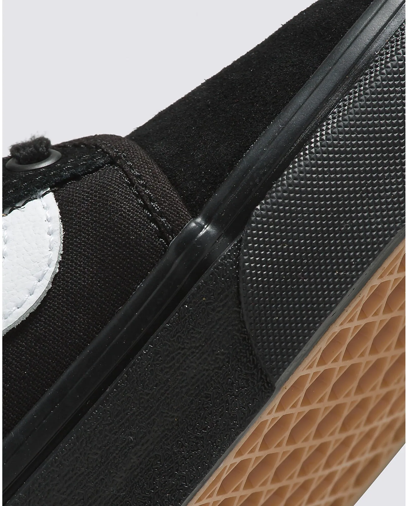 Skate Chukka Low Sidestripe Core