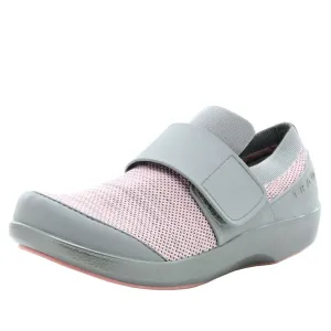 Traq By Alegria Womens Qwik Smart Walking Shoe - Pink Multi